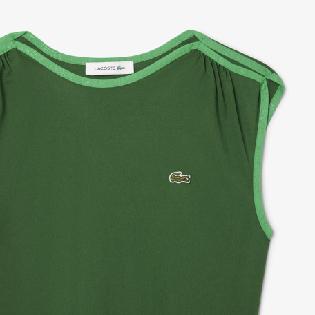 Robe plissée sans manches