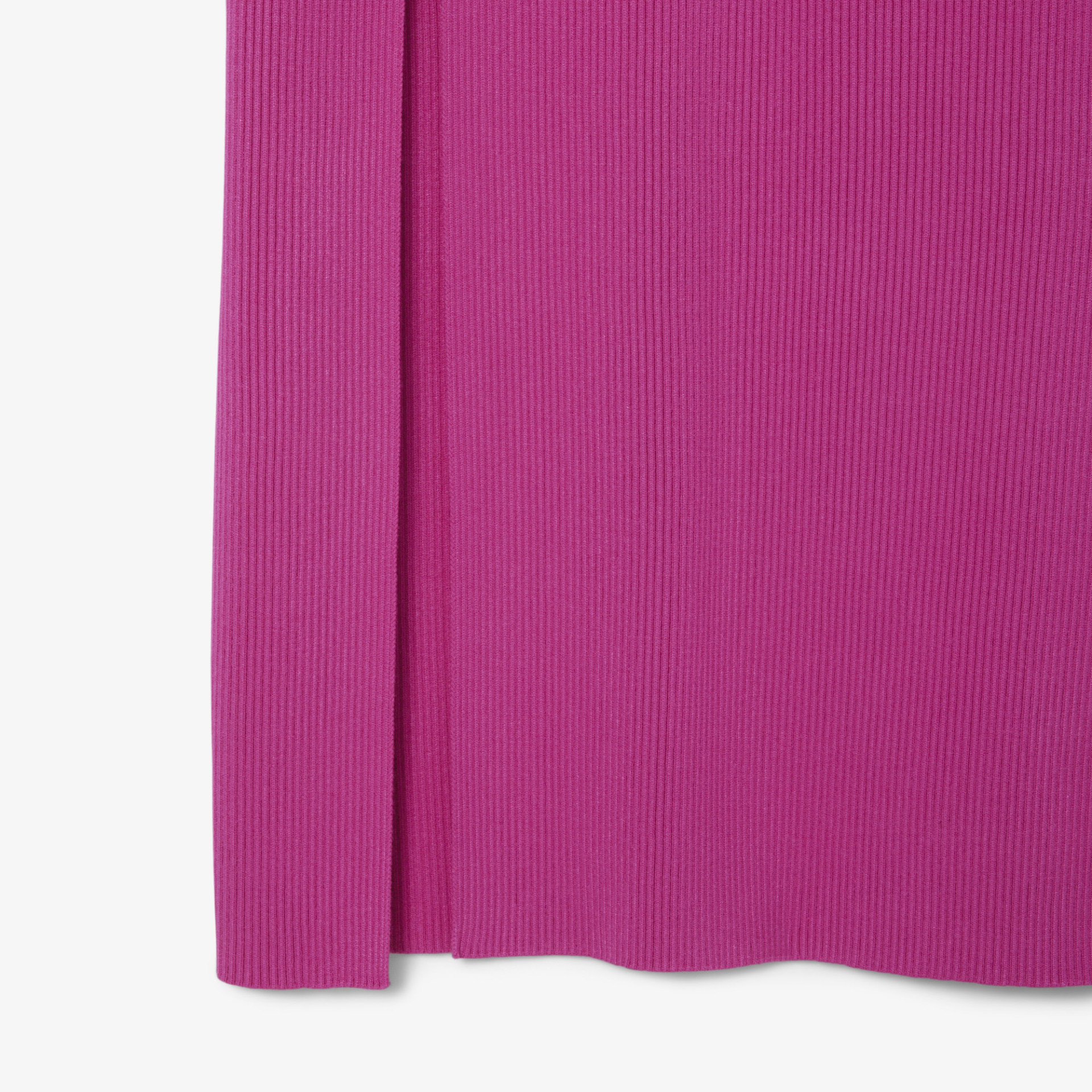 Robe longue côtelée sans coutures